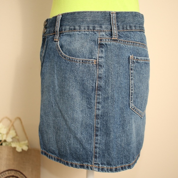 Old Navy Blue Denim Mini Skirt Medium - Picture 5 of 8